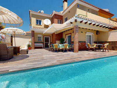 Duplex/Reihenhaus zum verkauf in Velez-Malaga, Malaga