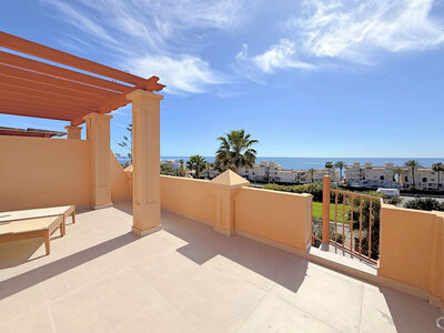 Duplex/Reihenhaus zum verkauf in Estepona, Malaga