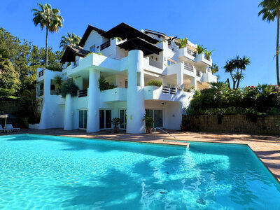 Apartment for sale in Estepona, Malaga
