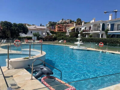 Apartment for sale in Benahavis, Malaga